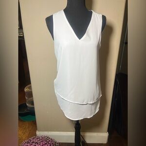 Michael Kors Elegant White Sleeveless Top size L‎